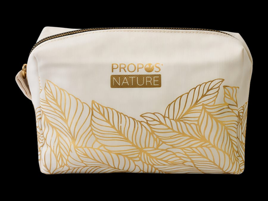 Fine detailed beauty pouch production sample