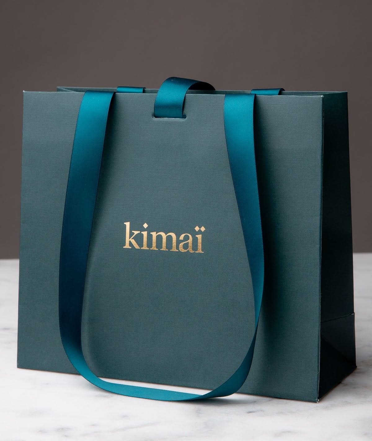 Wholesale Luxury Printed Kraft Paper Bag Recyclable Retail Clothing Brand Logo Custom Shopping Gift Bags With Handle