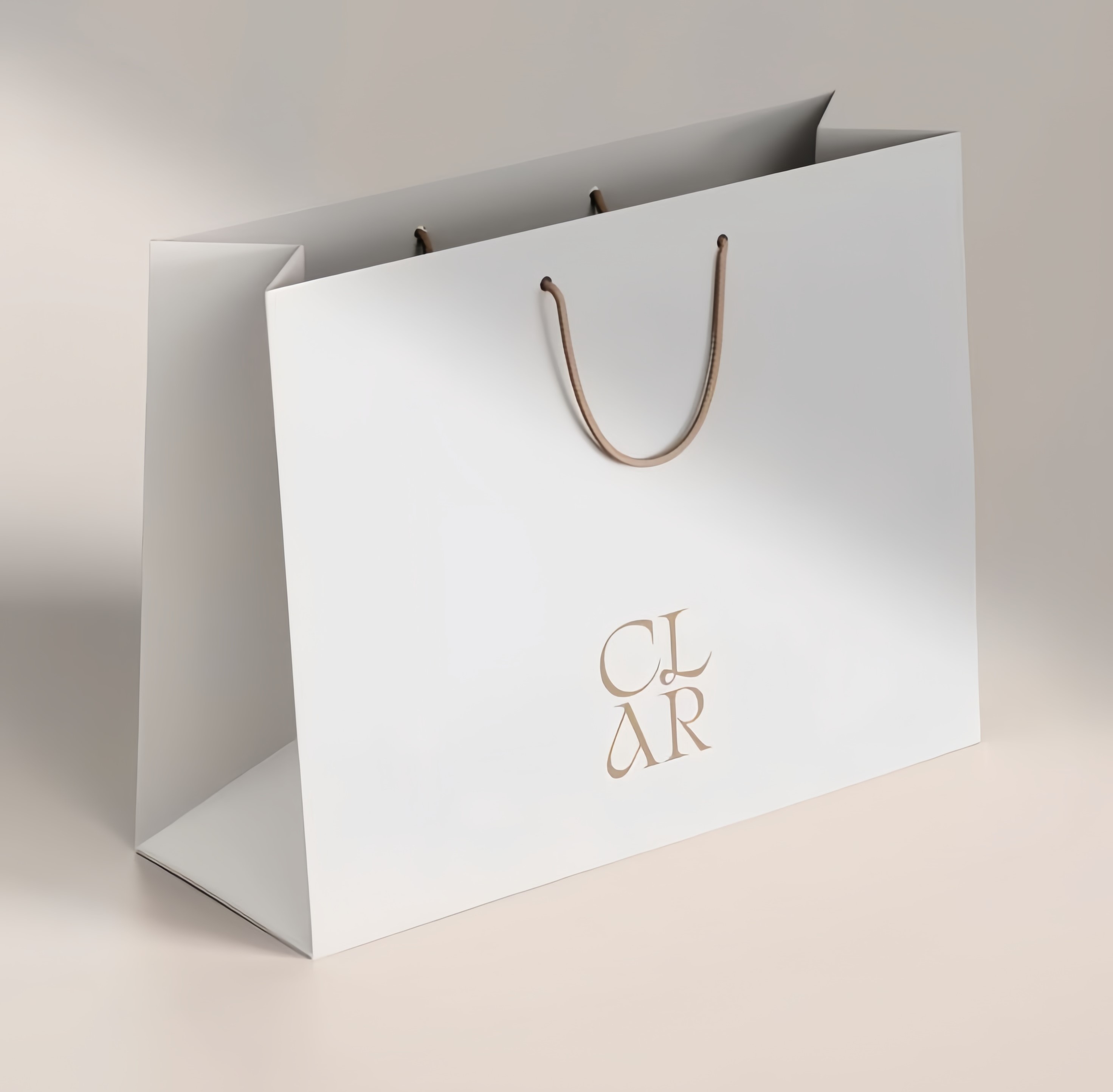Wholesale Luxury Printed Kraft Paper Bag Recyclable Retail Clothing Brand Logo Custom Shopping Gift Bags With Handle