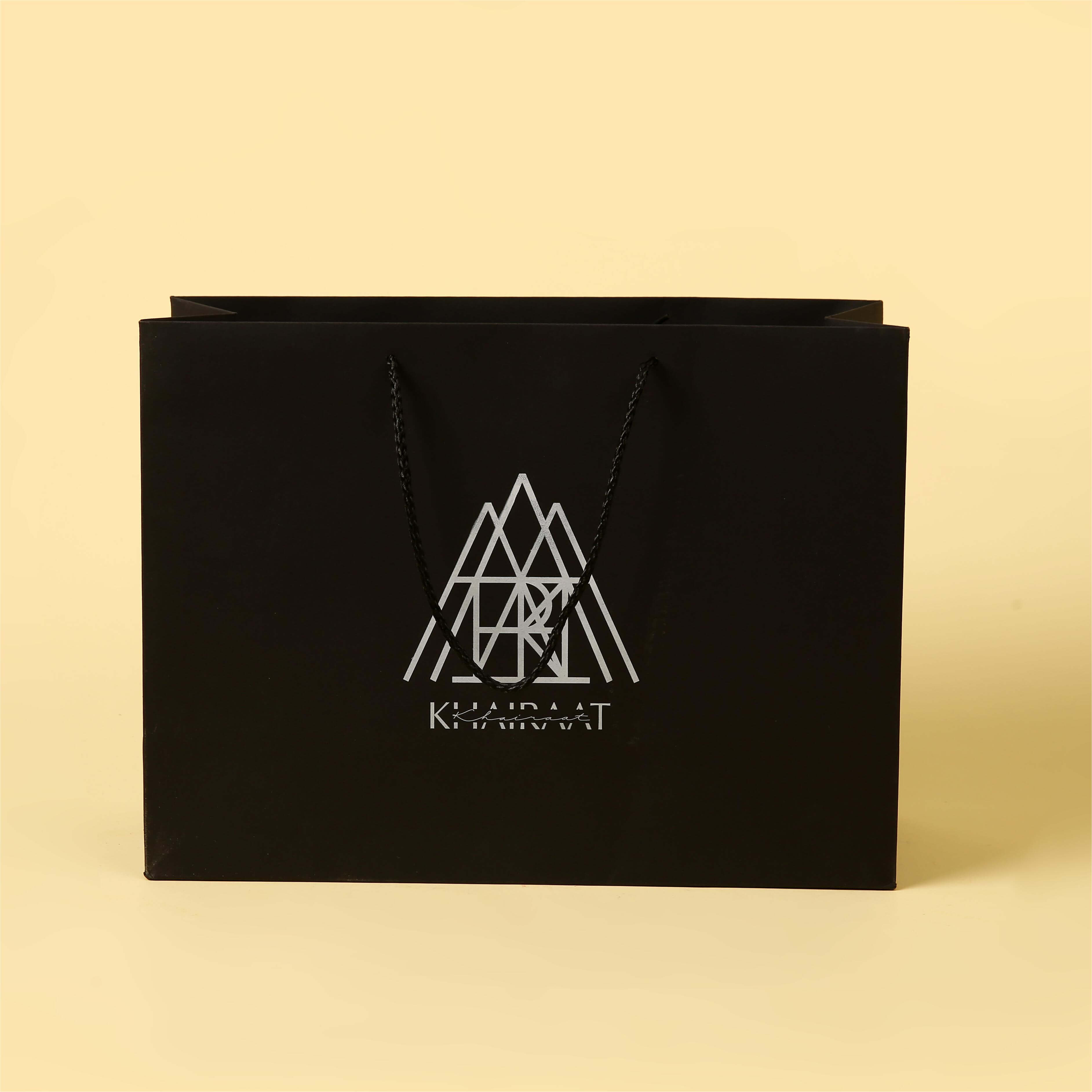 Recyclable Biodegradable Europe Shopping Clothing Packaging Luxury Gift Custom Paper Bags with Your Own Logo for Small Business